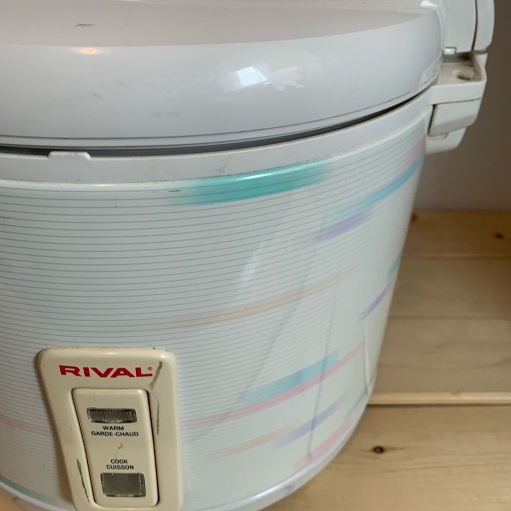 90s- Rival White Electric Rice Cooker - Picture 6 of 10